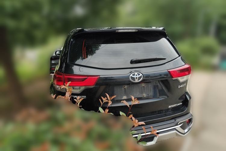 Used Toyota Highlander 2018 2.0T Four-Wheel Drive Luxury Version 7 Seats China VI Standard Rear