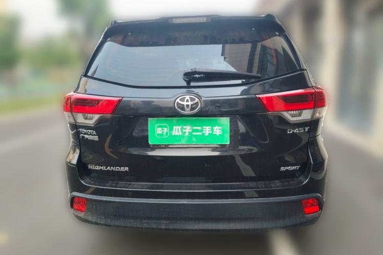 Used Toyota Highlander 2018 2.0T Two-Wheel Drive Prestige Version 7 Seats China V Emission Standard Rear
