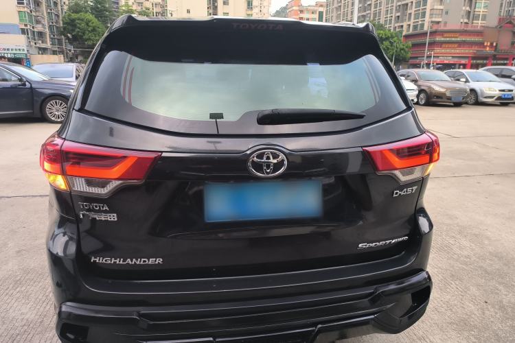 Used Toyota Highlander 2018 2.0T Four-Wheel Drive Luxury Version 7 Seats China VI Standard Rear