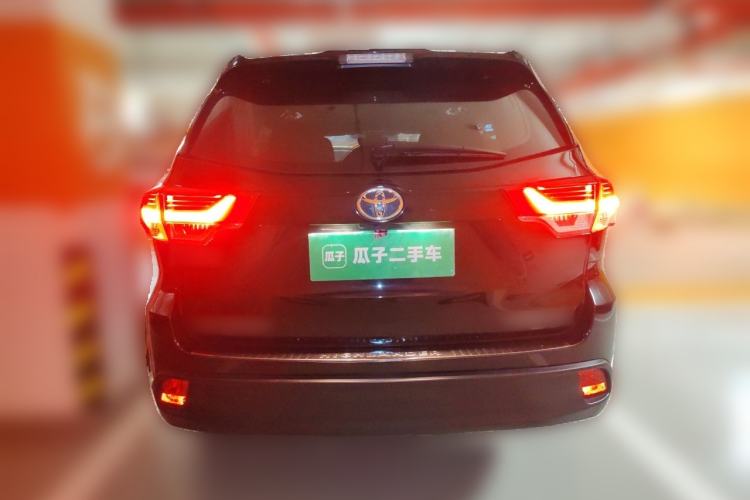 Used Toyota Highlander 2018 2.0T Four-Wheel Drive Supreme Edition 7-Seater China VI Rear