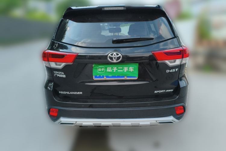 Used Toyota Highlander 2018 2.0T Four-Wheel Drive Luxury Edition 7 Seats China V Emission Standard Rear