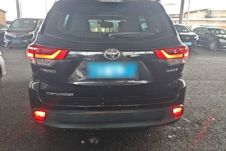 Used Toyota Highlander 2018 2.0T Two-Wheel Drive Elite Version 5 Seats China VI Standard Rear