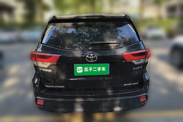 Used Toyota Highlander 2018 2.0T Four-Wheel Drive Luxury Version 7 Seats China VI Standard Rear