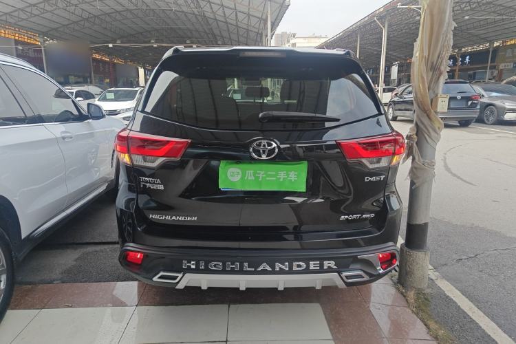Used Toyota Highlander 2018 2.0T Four-Wheel Drive Luxury Edition 7 Seats China V Emission Standard Rear