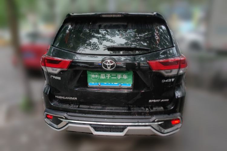 Used Toyota Highlander 2018 2.0T Four-Wheel Drive Luxury Edition 7 Seats China V Emission Standard Rear