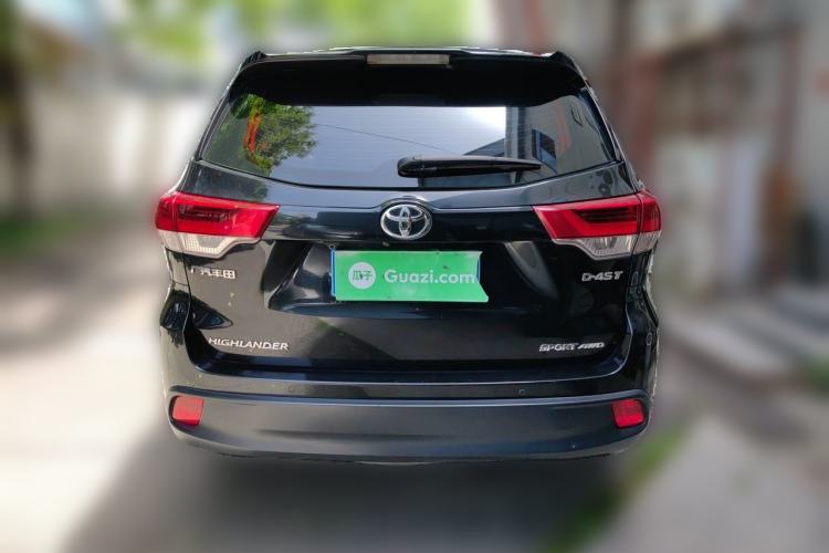 Used Toyota Highlander 2018 2.0T Four-Wheel Drive Luxury Version 7 Seats China VI Standard Rear