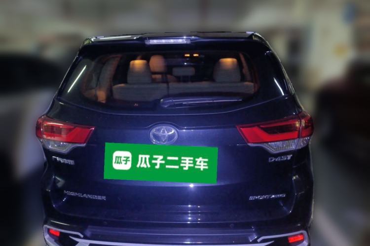 Used Toyota Highlander 2018 2.0T Four-Wheel Drive Luxury Version 7 Seats China VI Standard Rear
