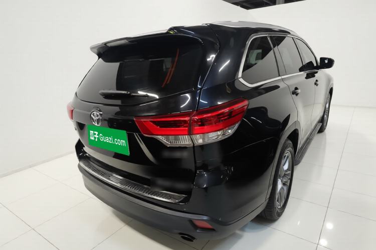 Used Toyota Highlander 2018 2.0T Four-Wheel Drive Luxury Version 7 Seats China VI Standard Rear