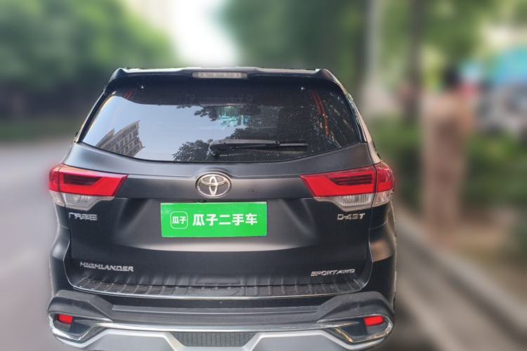 Used Toyota Highlander 2018 2.0T Four-Wheel Drive Prestige Version 7 Seats China VI Standard Rear