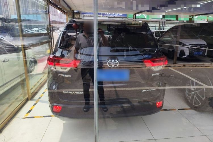Used Toyota Highlander 2018 2.0T Four-Wheel Drive Luxury Version 7 Seats China VI Standard Rear