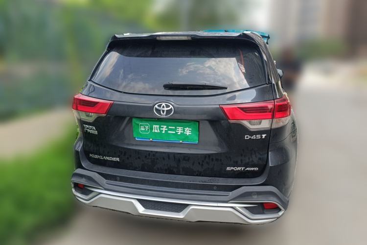 Used Toyota Highlander 2018 2.0T Four-Wheel Drive Luxury Edition 7 Seats China V Emission Standard Rear