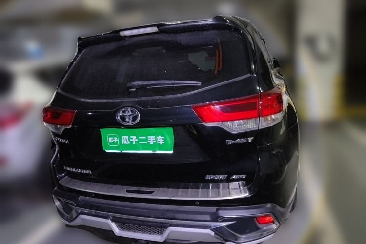 Used Toyota Highlander 2018 2.0T Four-Wheel Drive Luxury Version 7 Seats China VI Standard Rear