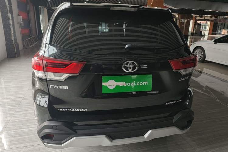 Used Toyota Highlander 2018 2.0T Four-Wheel Drive Luxury Version 7 Seats China VI Standard Rear