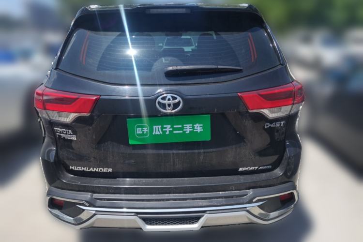 Used Toyota Highlander 2018 2.0T Four-Wheel Drive Luxury Edition 7 Seats China V Emission Standard Rear