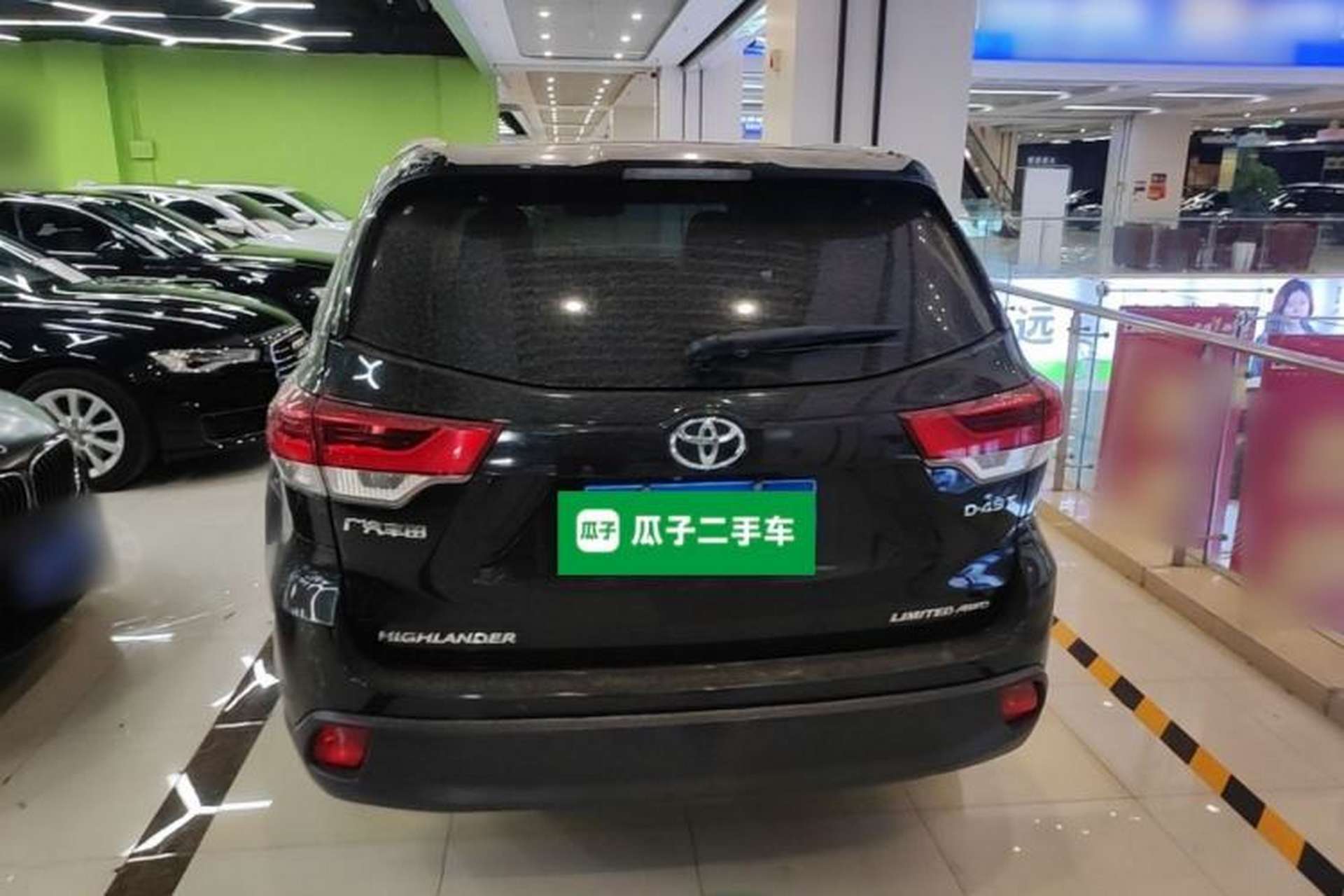 Used Toyota Highlander 2018 2.0T Four-Wheel Drive Supreme Edition 7-Seater China VI Rear