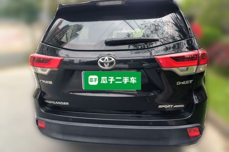Used Toyota Highlander 2018 2.0T Four-Wheel Drive Luxury Version 7 Seats China VI Standard Rear