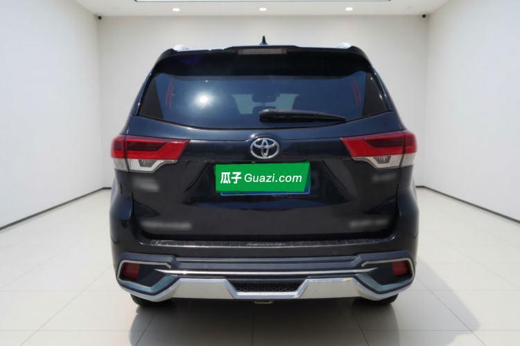 Used Toyota Highlander 2018 2.0T Four-Wheel Drive Luxury Edition 7 Seats China V Emission Standard Rear