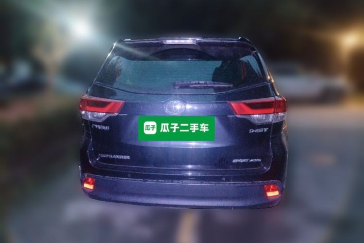 Used Toyota Highlander 2018 2.0T Four-Wheel Drive Luxury Version 7 Seats China VI Standard Rear