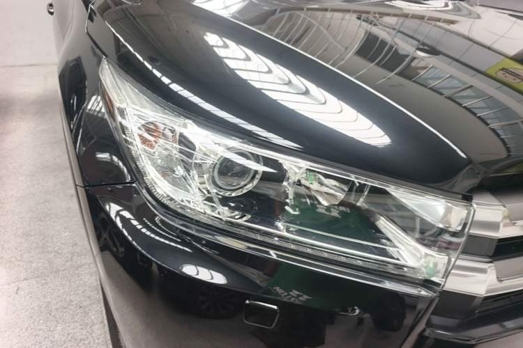 Used Toyota Highlander 2018 2.0T Four-Wheel Drive Supreme Edition 7-Seater China VI Right Front Headlight