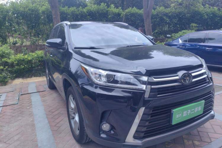 Used Toyota Highlander 2018 2.0T Four-Wheel Drive Prestige Version 7 Seats China VI Standard Right Front Headlight