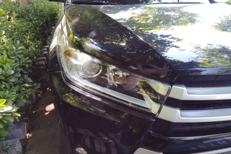 Used Toyota Highlander 2018 2.0T Four-Wheel Drive Luxury Version 7 Seats China VI Standard Right Front Headlight