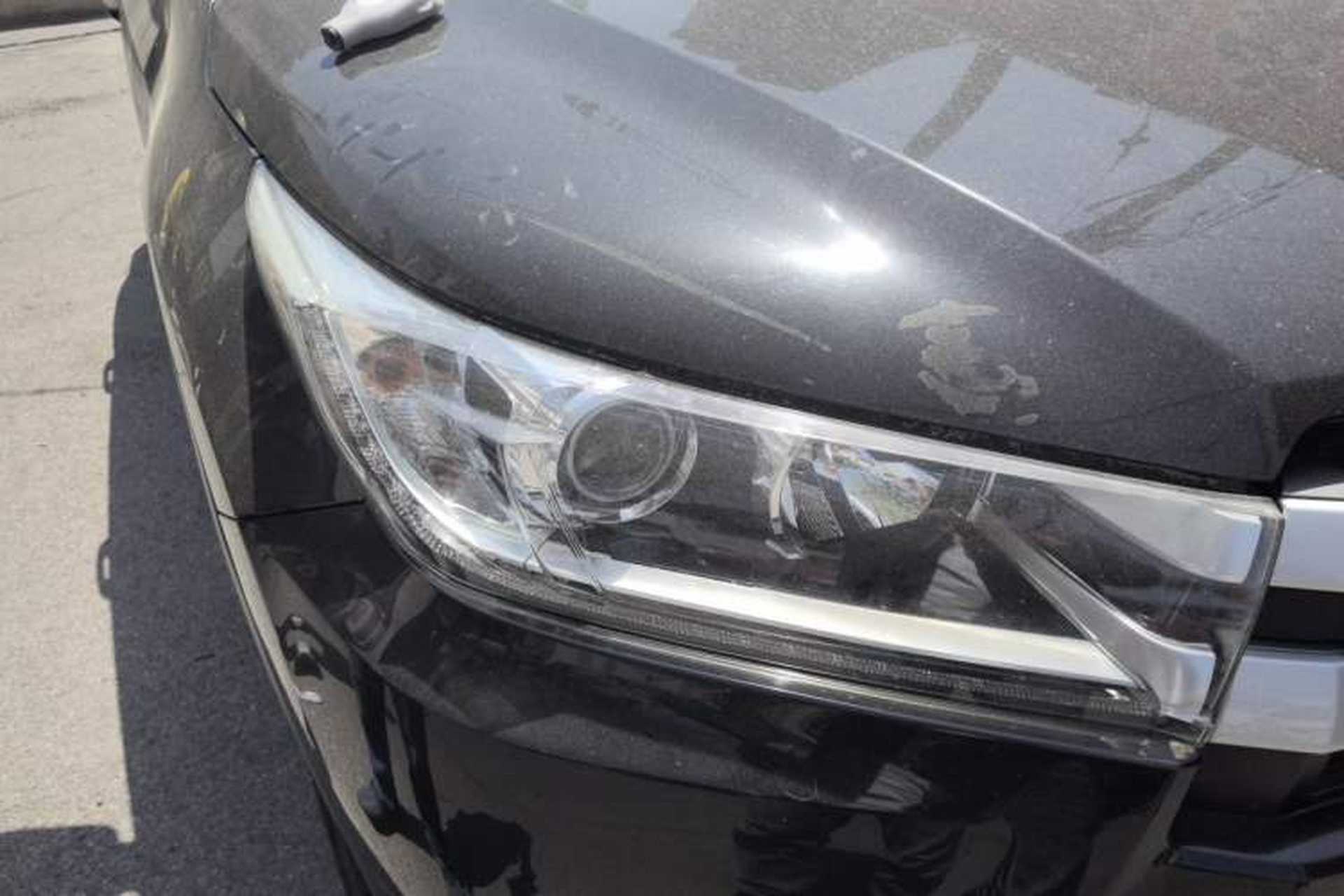 Used Toyota Highlander 2018 2.0T Four-Wheel Drive Knight Edition 7 Seats China VI Standard Right Front Headlight
