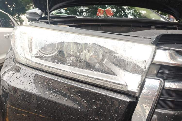 Used Toyota Highlander 2018 2.0T Four-Wheel Drive Prestige Version 7 Seats China VI Standard Right Front Headlight