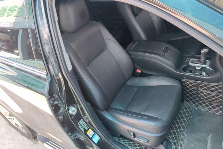 Used Toyota Highlander 2018 2.0T Four-Wheel Drive Prestige Version 7 Seats China VI Standard Right Front Seat