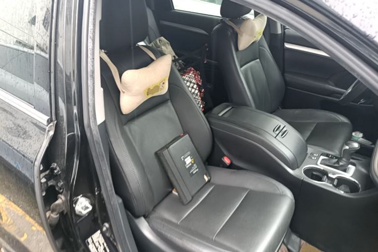 Used Toyota Highlander 2018 2.0T Four-Wheel Drive Luxury Version 7 Seats China VI Standard Right Front Seat