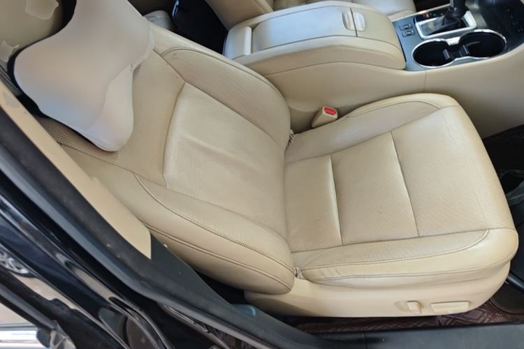 Used Toyota Highlander 2018 2.0T Four-Wheel Drive Luxury Version 7 Seats China VI Standard Right Front Seat