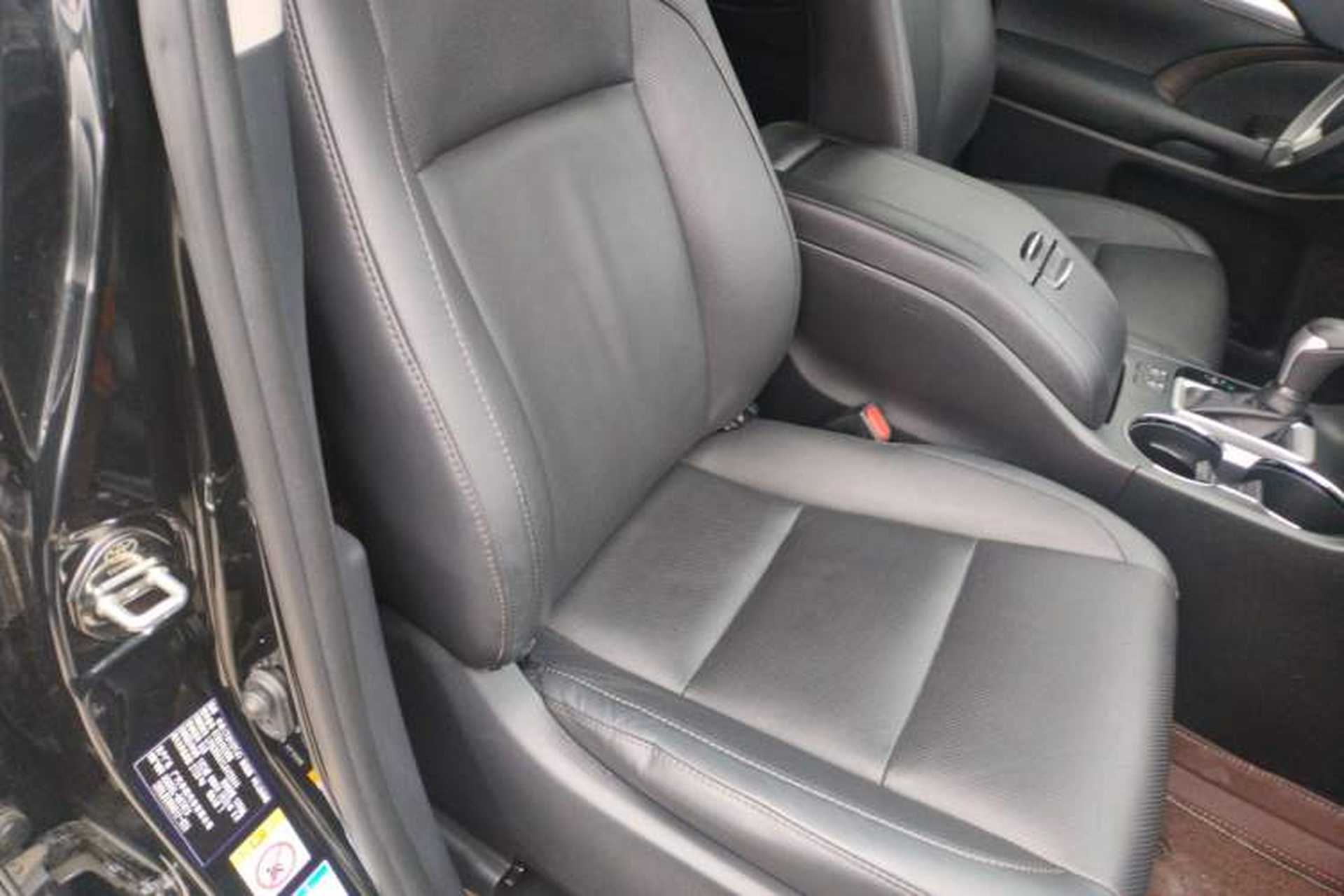 Used Toyota Highlander 2018 2.0T Four-Wheel Drive Prestige Version 7 Seats China VI Standard Right Front Seat