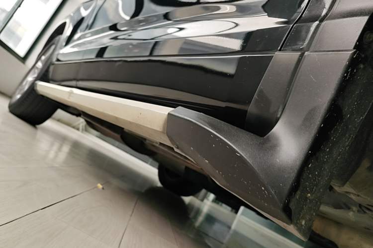 Used Toyota Highlander 2018 2.0T Four-Wheel Drive Prestige Version 7 Seats China VI Standard Right Side Sill