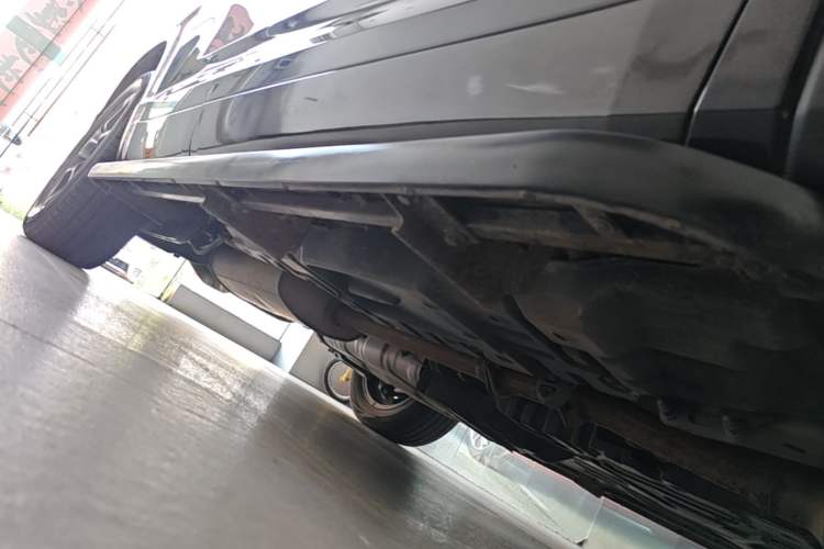 Used Toyota Highlander 2018 2.0T Four-Wheel Drive Knight Edition 7 Seats China VI Standard Right Side Sill