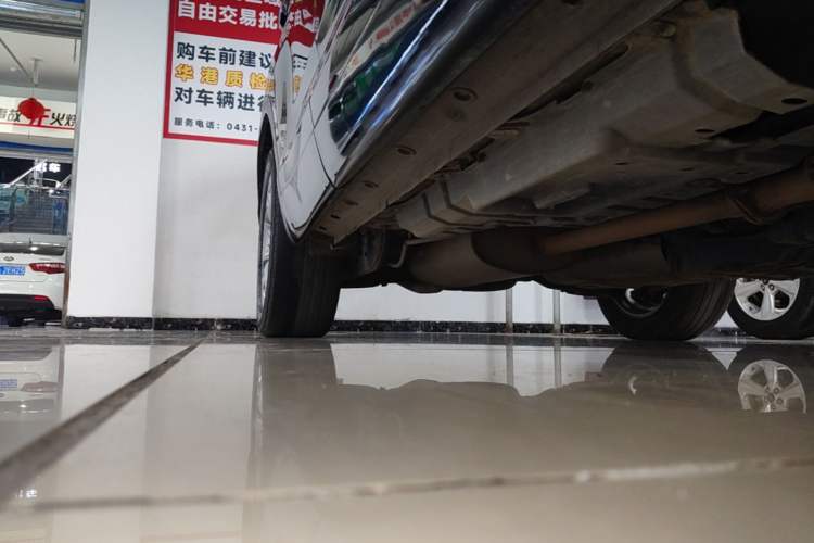 Used Toyota Highlander 2018 2.0T Four-Wheel Drive Luxury Version 7 Seats China VI Standard Right Side Sill
