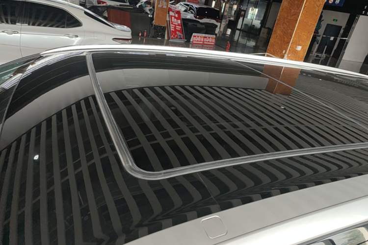 Used Toyota Highlander 2018 2.0T Four-Wheel Drive Luxury Version 7 Seats China VI Standard Roof