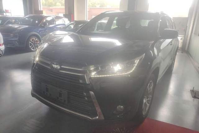 Used Toyota Highlander 2018 2.0T Four-Wheel Drive Prestige Version 7 Seats China VI Standard