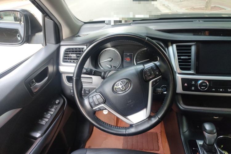 Used Toyota Highlander 2018 2.0T Four-Wheel Drive Prestige Version 7 Seats China VI Standard Steering Wheel