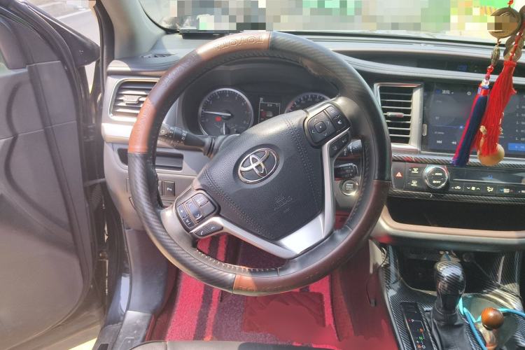 Used Toyota Highlander 2018 2.0T Four-Wheel Drive Prestige Version 7 Seats China V Emission Standard Steering Wheel