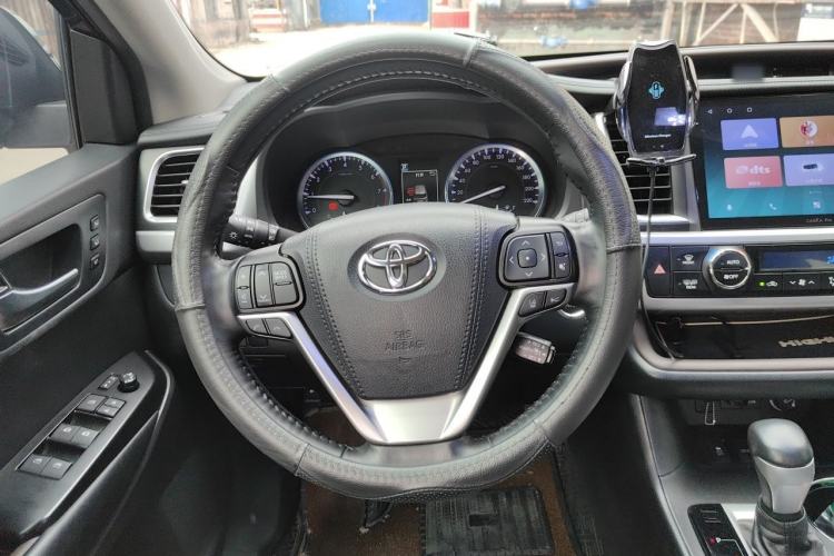 Used Toyota Highlander 2018 2.0T Four-Wheel Drive Supreme Edition 7-Seater China VI Steering Wheel