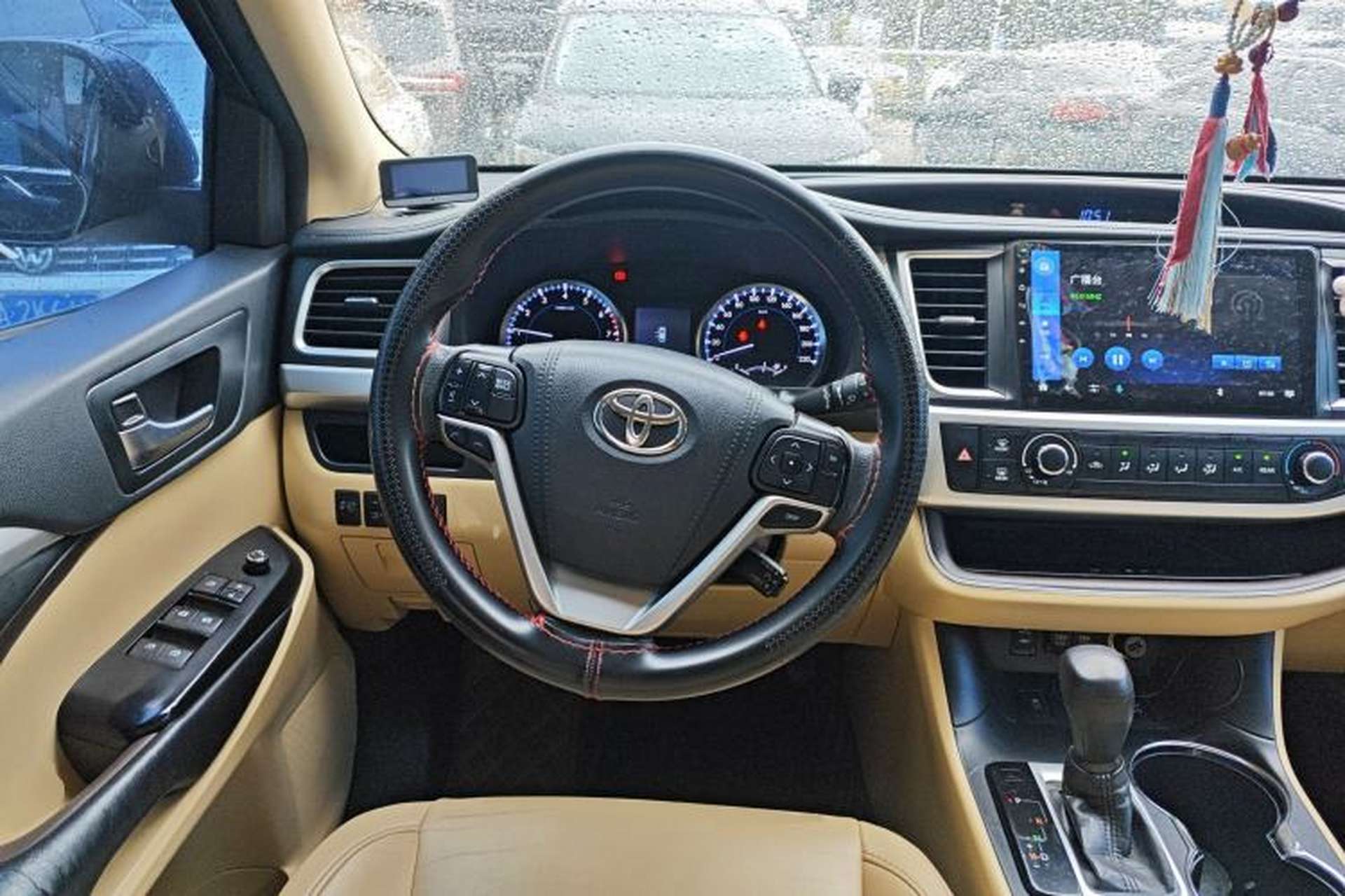 Used Toyota Highlander 2018 2.0T Four-Wheel Drive Elite Edition 7 Seats China VI Standard Steering Wheel
