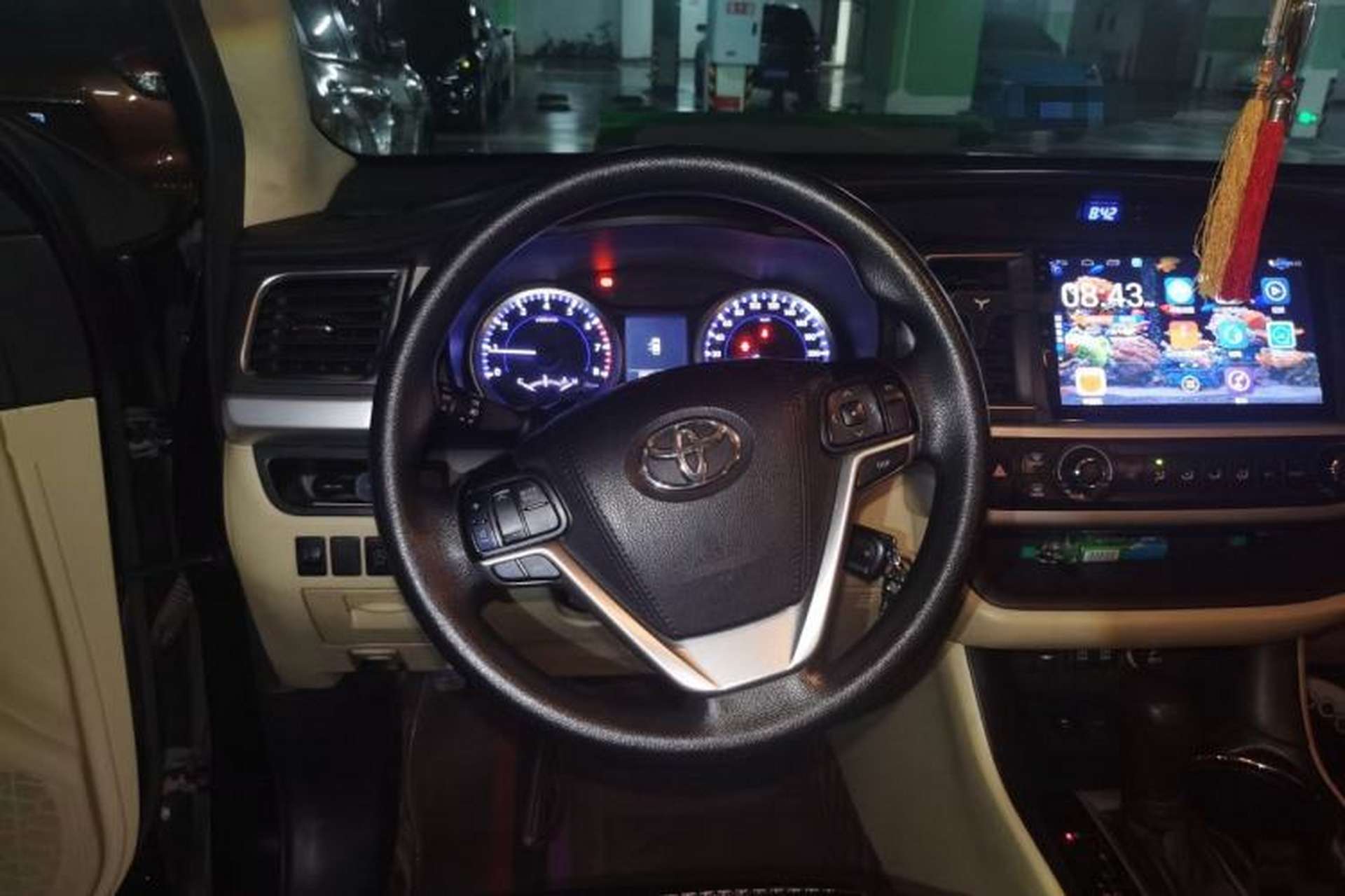 Used Toyota Highlander 2018 2.0T Four-Wheel Drive Elite Edition 7 Seats China V Standard Steering Wheel