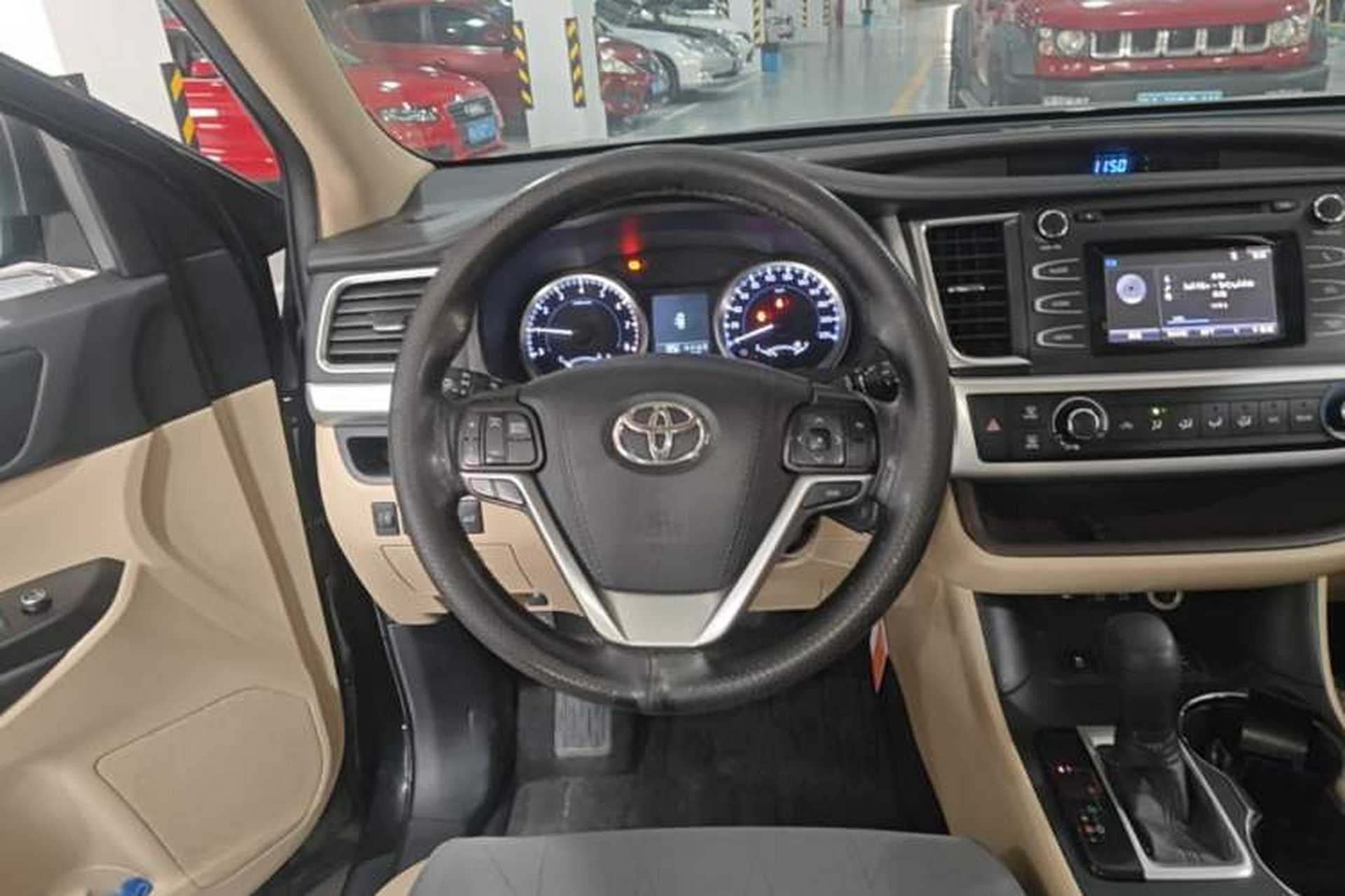 Used Toyota Highlander 2018 2.0T Four-Wheel Drive Elite Edition 7 Seats China VI Standard Steering Wheel