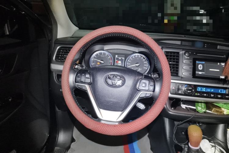 Used Toyota Highlander 2018 2.0T Four-Wheel Drive Luxury Edition 7 Seats China V Emission Standard Steering Wheel