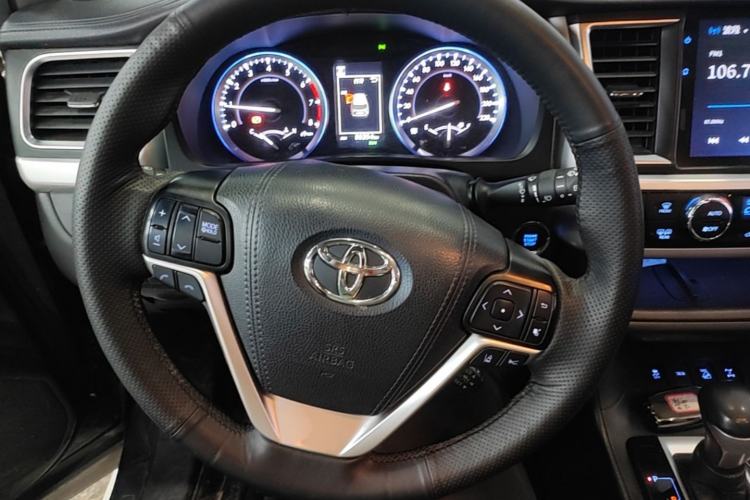 Used Toyota Highlander 2018 2.0T Four-Wheel Drive Supreme Edition 7-Seater China VI Steering Wheel