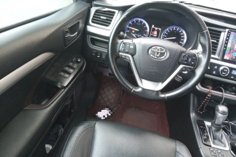 Used Toyota Highlander 2018 2.0T Four-Wheel Drive Luxury Version 7 Seats China VI Standard Steering Wheel