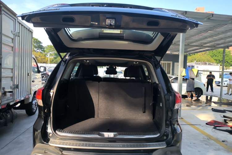 Used Toyota Highlander 2018 2.0T Four-Wheel Drive Luxury Version 7 Seats China VI Standard Trunk