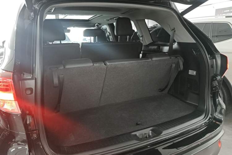 Used Toyota Highlander 2018 2.0T Four-Wheel Drive Prestige Version 7 Seats China VI Standard Trunk