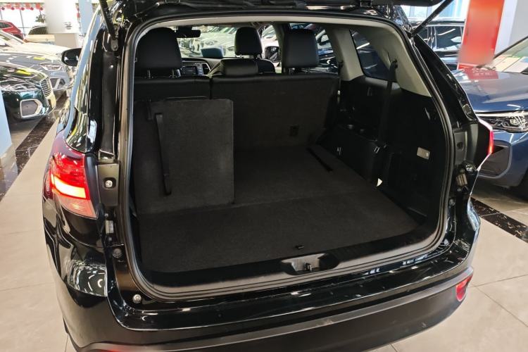 Used Toyota Highlander 2018 2.0T Four-Wheel Drive Luxury Edition 7 Seats China V Emission Standard Trunk