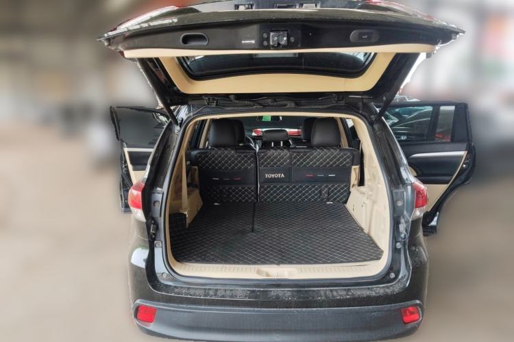 Used Toyota Highlander 2018 2.0T Four-Wheel Drive Elite Edition 7 Seats China VI Standard Trunk