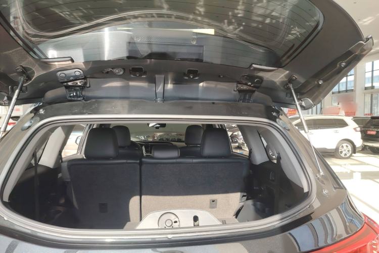 Used Toyota Highlander 2018 2.0T Four-Wheel Drive Prestige Version 7 Seats China VI Standard Trunk